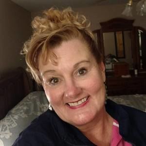 Meet your Posher, Cynthia